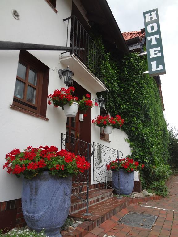 Hotel-Pension Stoeber Jever Exterior photo